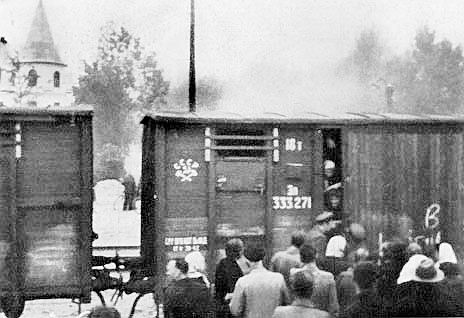 siberia exile deportees being gulag 1941 camps siberian deportation latvia packed off latvians